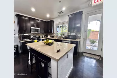 1023 S Assisted Living Lane, Gilbert, AZ 85295 - Photo 1