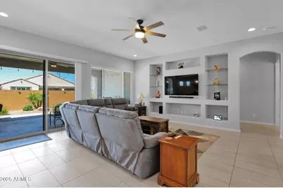 27667 W Mohawk Lane, Buckeye, AZ 85396 - Photo 10