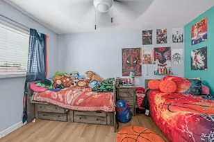 3842 W Mauna Loa Ln, Phoenix, AZ 85053 - Photo 12