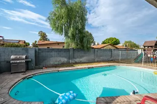 3842 W Mauna Loa Ln, Phoenix, AZ 85053 - Photo 50