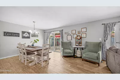 3842 W Mauna Loa Lane, Phoenix, AZ 85053 - Photo 8