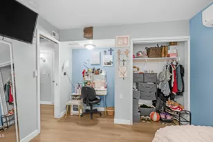 3842 W Mauna Loa Ln, Phoenix, AZ 85053 - Photo 38