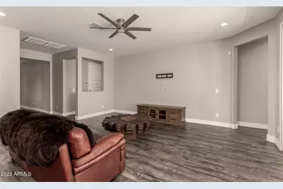 34009 N 29th Drive, Phoenix, AZ 85085 - Photo 8