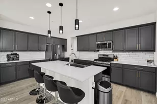 987 W Macaw Dr, Queen Creek, AZ 85140 - Photo 4