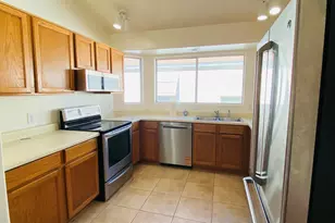 8566 N 108th Ln, Peoria, AZ 85345 - Photo 10