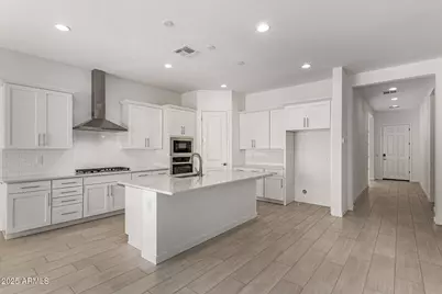 15842 W Miami Street, Goodyear, AZ 85338 - Photo 2