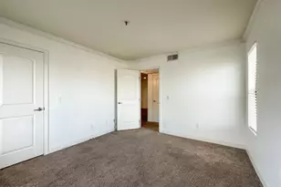 2025 E Campbell Ave, Phoenix, AZ 85016 - Photo 8