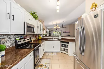 518 S 114th Avenue, Avondale, AZ 85323 - Photo 12