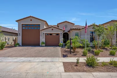 17597 W Red Fox Road, Surprise, AZ 85387 - Photo 4