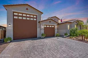 17597 W Red Fox Rd, Surprise, AZ 85387 - Photo 1