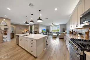 17597 W Red Fox Rd, Surprise, AZ 85387 - Photo 18