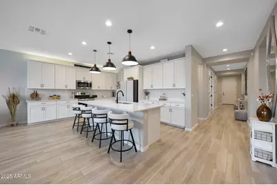 17597 W Red Fox Road, Surprise, AZ 85387 - Photo 10