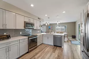 932 W Julie Dr, Tempe, AZ 85283 - Photo 6