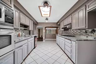 6217 W Orange Dr, Glendale, AZ 85301 - Photo 12
