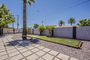 8137 E Indian School Rd, Scottsdale, AZ 85251 - Photo 32