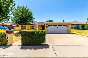 9714 N 55th Dr, Glendale, AZ 85302 - Photo 2