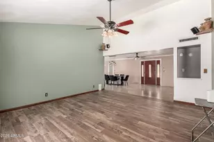 9714 N 55th Dr, Glendale, AZ 85302 - Photo 8