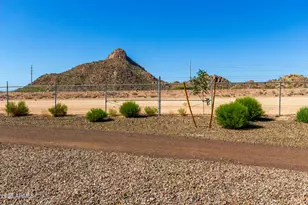 27713 N 57th Dr, Phoenix, AZ 85083 - Photo 44