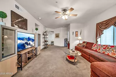 7401 W Arrowhead Club Drive #2067, Glendale, AZ 85308 - Photo 4