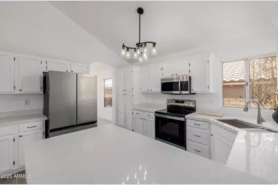 8478 W Grovers Avenue, Peoria, AZ 85382 - Photo 24