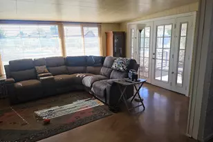 10307 W Oakmont Dr, Sun City, AZ 85351 - Photo 14