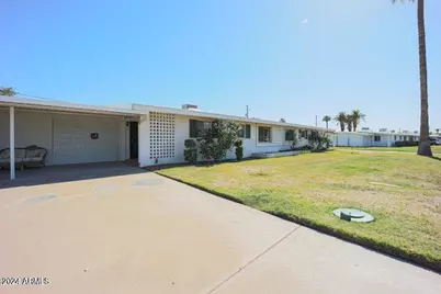 10307 W Oakmont Drive, Sun City, AZ 85351 - Photo 2