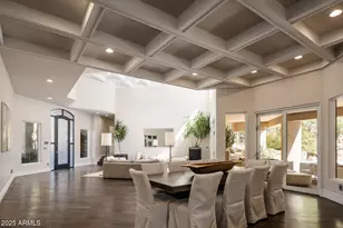 5718 N 54th St, Paradise Valley, AZ 85253 - Photo 18