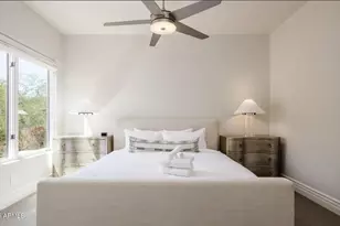 5718 N 54th St, Paradise Valley, AZ 85253 - Photo 44