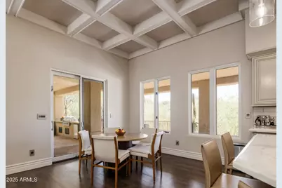 5718 N 54th Street, Paradise Valley, AZ 85253 - Photo 14