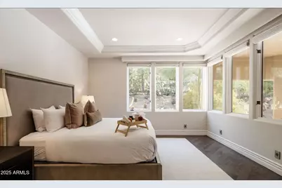 5718 N 54th Street, Paradise Valley, AZ 85253 - Photo 24