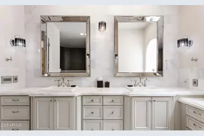 5718 N 54th Street, Paradise Valley, AZ 85253 - Photo 28