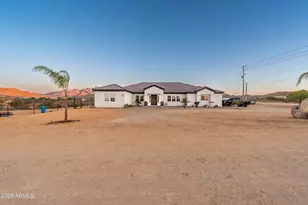 8017 S 143rd Ave, Goodyear, AZ 85338 - Photo 2