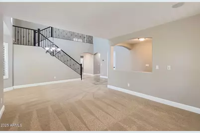 28806 N 23rd Lane, Phoenix, AZ 85085 - Photo 10