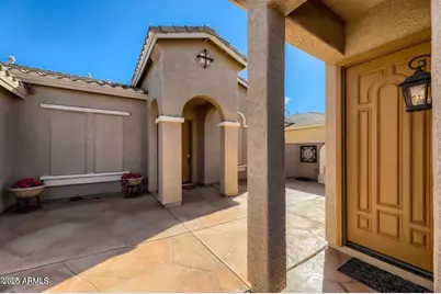 42625 W Sandpiper Drive, Maricopa, AZ 85138 - Photo 2