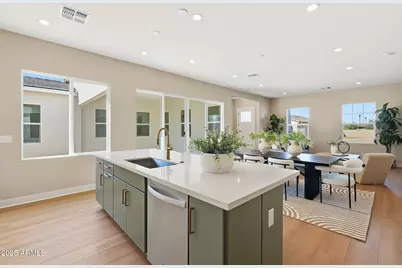 17633 W Middlebury Street, Surprise, AZ 85388 - Photo 8