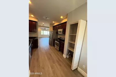 545 E Willetta Street #4, Phoenix, AZ 85004 - Photo 6