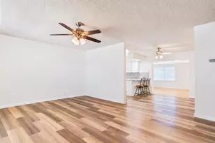 9915 W Mountain View Rd, Sun City, AZ 85351 - Photo 6
