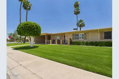 9915 W Mountain View Road, Sun City, AZ 85351 - Photo 2