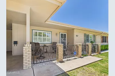 9915 W Mountain View Road, Sun City, AZ 85351 - Photo 4