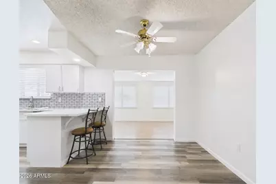 9915 W Mountain View Road, Sun City, AZ 85351 - Photo 8