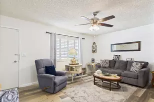 9915 W Mountain View Rd, Sun City, AZ 85351 - Photo 6