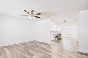 9915 W Mountain View Rd, Sun City, AZ 85351 - Photo 6