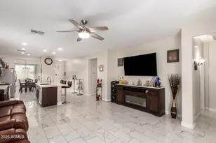 205 N 107th Dr, Avondale, AZ 85323 - Photo 4