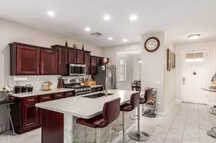 205 N 107th Dr, Avondale, AZ 85323 - Photo 10