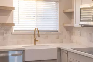 10514 W Bright Angel Cir, Sun City, AZ 85351 - Photo 12