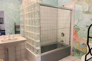 94 Biltmore Estates Dr, Phoenix, AZ 85016 - Photo 20