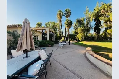 94 Biltmore Estates Drive, Phoenix, AZ 85016 - Photo 10