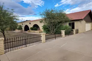 5801 N 73rd Ave, Glendale, AZ 85303 - Photo 1