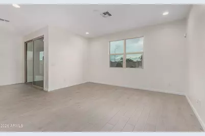 17352 W Red Fox Road, Surprise, AZ 85387 - Photo 14