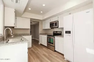 7653 E Vista Dr, Scottsdale, AZ 85250 - Photo 4